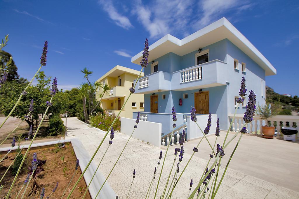 Meraki Apartments And Studios Tolón Esterno foto