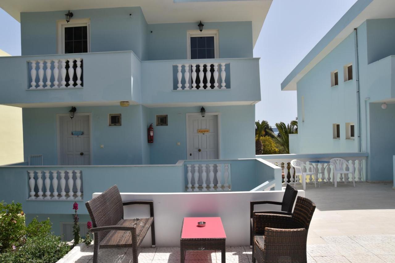 Meraki Apartments And Studios Tolón Esterno foto