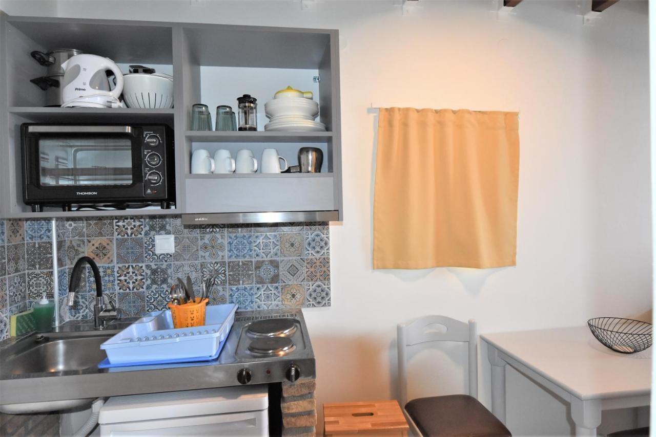 Meraki Apartments And Studios Tolón Esterno foto