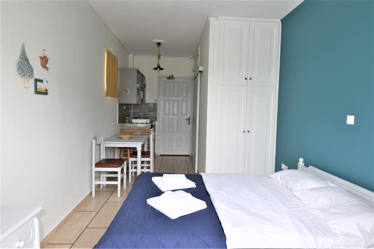 Meraki Apartments And Studios Tolón Esterno foto