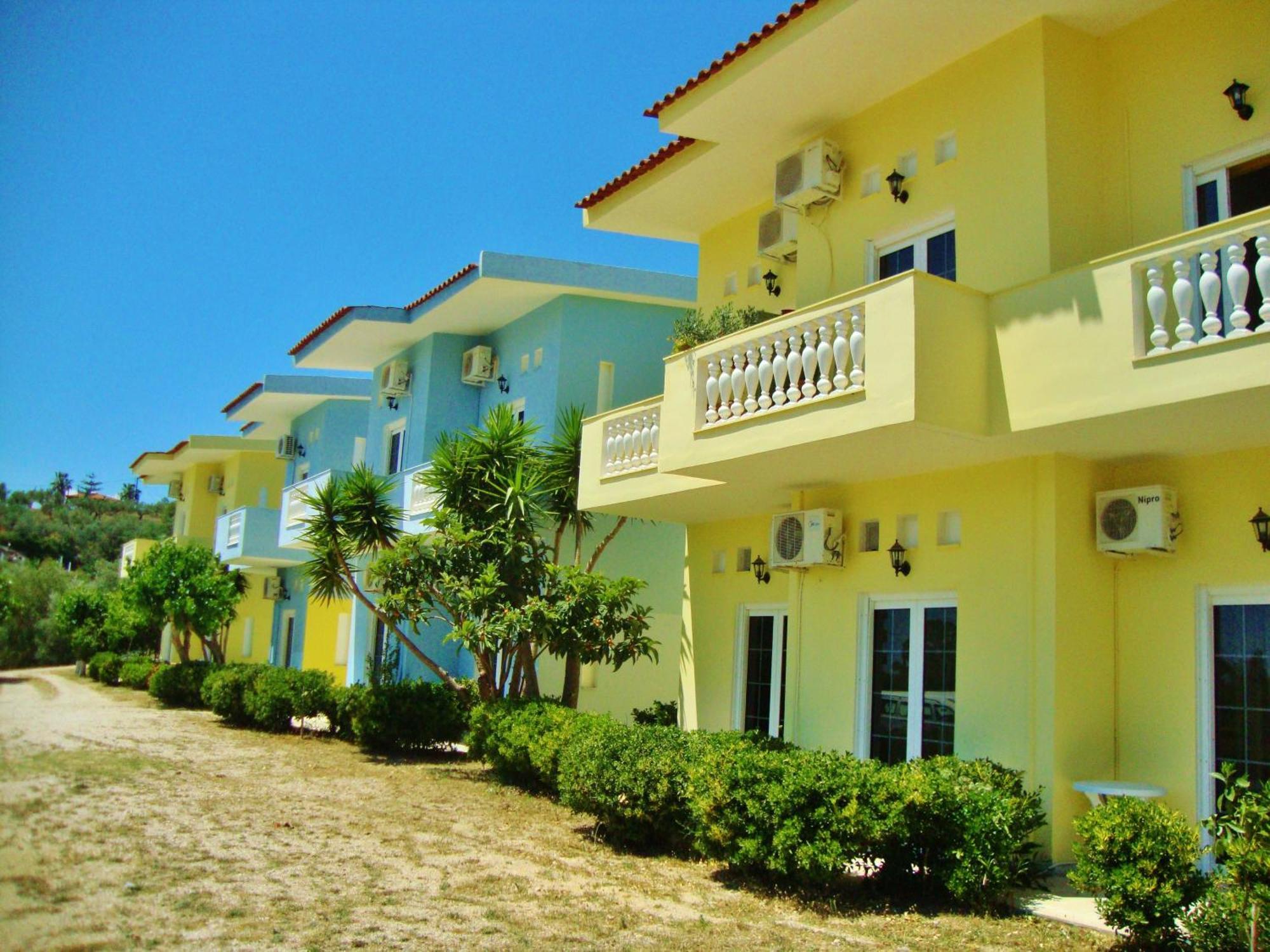 Meraki Apartments And Studios Tolón Esterno foto